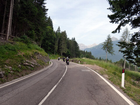Stra&szlig;e bei Fai della Paganelle