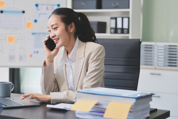 Obraz premium real estate agent home miniature model on documents sale and purchase of apartment notarial deed