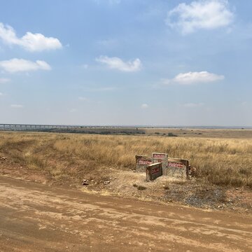 Signposts in Nairobi NP