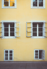 Fototapeta premium Ljublijana City Centre Apartment Windows