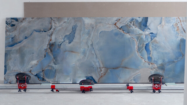 large format tile transfer. tile carrier. professional tool, large size blue tiles xxl. repair, professional tile installation