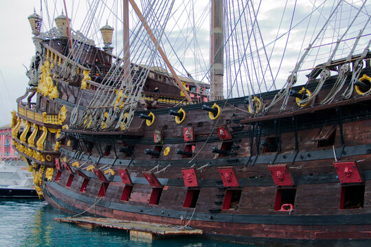 Genua - Italien - Altes Schiff
