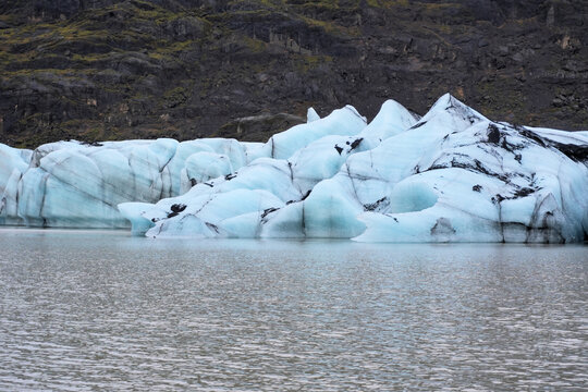 Blick auf den Solheimaj&ouml;kull Gletscher auf Island in verschiedenen Perspektiven	
