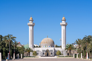 Fototapeta premium Mausoleum of Habib Bourguiba in Monastir, iconic white marble landmark and resting place of Tunisia’s first president-Monastir, Tunisia — February 18, 2026.