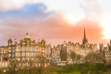 Obraz premium View of Edinburgh during a sunset, Scotland