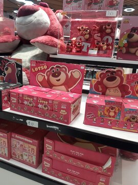 lotso blindbox at the toy store