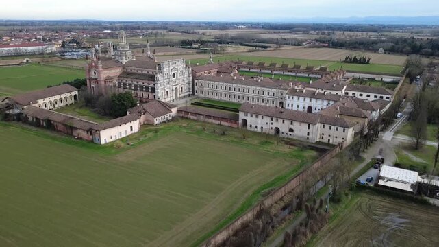 Certosa di Pavia dal drone - Lombardia - Italia -  Fondata da  parte di Gian Galeazzo Visconti nel 1396 .Il complesso fu infatti affidato a 24 monaci certosini.