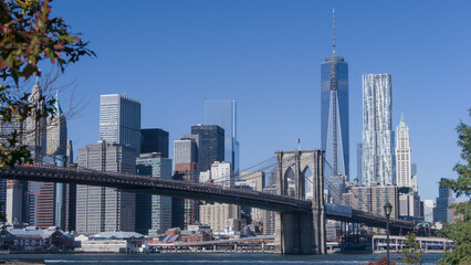 Naklejka premium Brooklyn Bridge and Manhattan Skyline