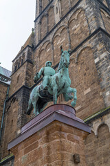 Obraz premium Iconic landmarks from the center of Bremen Schnoor, , the Dom Cathedral and old town