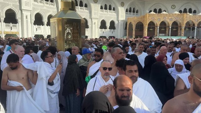 Kaaba and Masjidul Haram, Ramadan 2026 in Makkah, Experience Spiritual Devotion, Tawaf and Holy Pilgrimage at the Kaba.