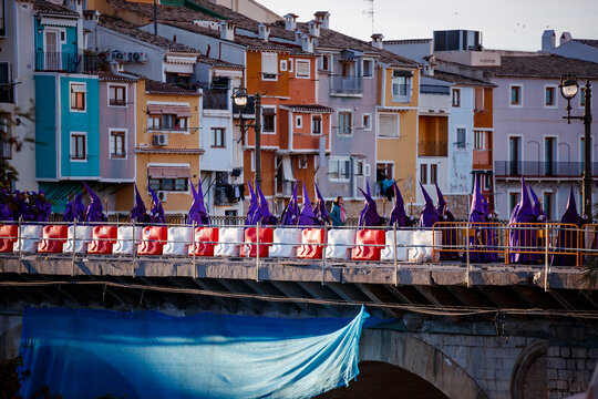 Silent March over the Arches