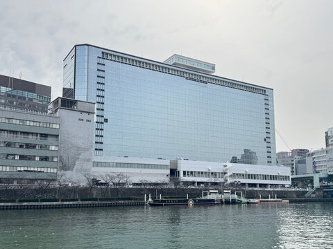 OMMビル（大阪マーチャンダイズ・マートビル。大阪市中央区大手前。京阪ホールディングス本社など）