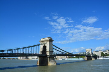 Obraz premium ハンガリー ブダペストのくさり橋