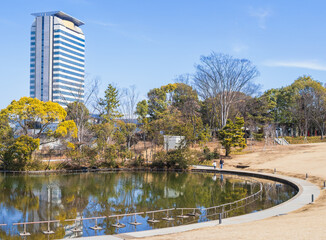 多摩ニュータウン　多摩中央公園