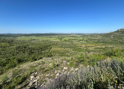 Fertile karst valleys and agricultural fields around Knin and the Croatian Dalmatian hinterland, Croatia - Kr&scaron;ke doline i poljoprivredna polja u okolici Knina i hrvatskom dalmatinskom zaleđu, Hrvatska