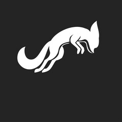 Obraz premium White Fox Leaping Silhouette - Minimalist Vector Illustration on Black Background
