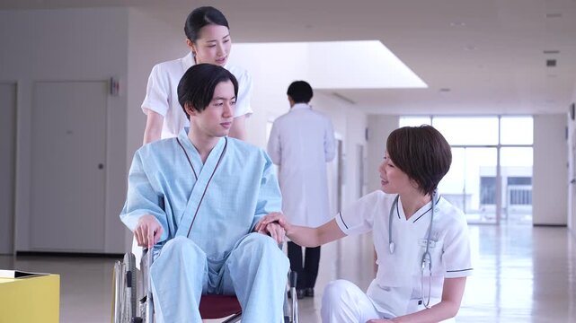 患者と看護師と医師