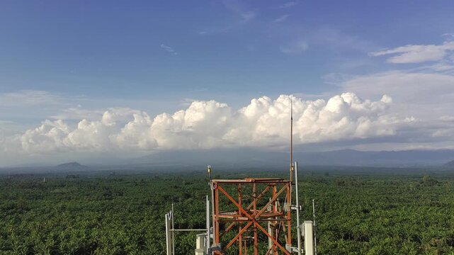 signal transmitter tower during the day