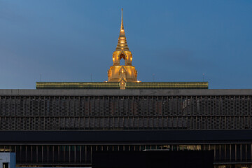 The Sappaya-Sapasathan, Thailand's iconic Parliament House, gracefully overlooks the Chao Phraya River, a harmonious blend of modern architecture and cultural heritage.