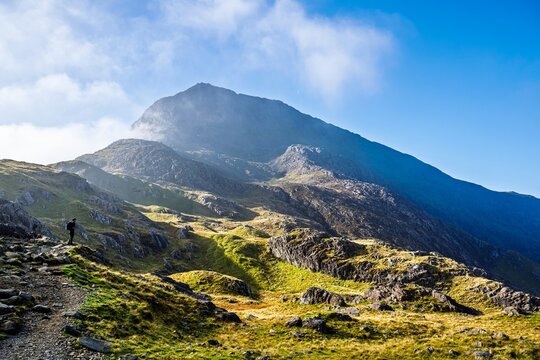 Autumn colours of Pen-y-Pass over Miner&rsquo;s Track - Start Point and road A4086, Snowdonia, Wales, UK