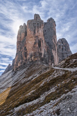 Fototapeta premium The Iconic Drei Zinnen Peaks in the Sexten Dolomites, Italy