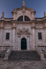 Fototapeta premium Baroque facade and golden statue of Saint Blaise Church - Dubrovnik, Croatia