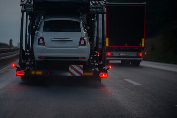 Transport drogowy © Tomasz Warszewski