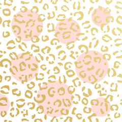 Leopard print gold pattern animal cheetah background. Leopard golden texture jaguar foil panther glitter vector illustration.