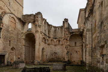 Naklejka premium San pedro de arlanza monastery ruins architecture history
