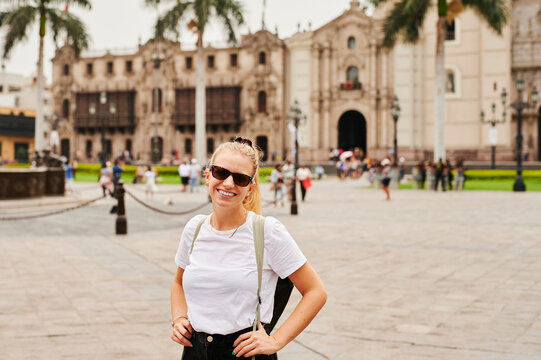 Blonde girl tourist in Per&uacute;