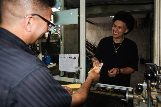 Positive interaction between client and small business owner