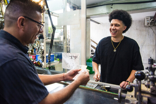 Locksmith getting paid by client