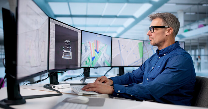 Urban Construction Project Manager Using GIS