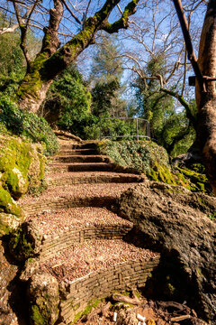 Kurşunlu Waterfall Nature Park (Turkish: Kurşunlu Şelalesi) is located 19 km from Antalya, Turkey at the end of a 7 km road branching off to the north of the Antalya-Serik-Alanya highway