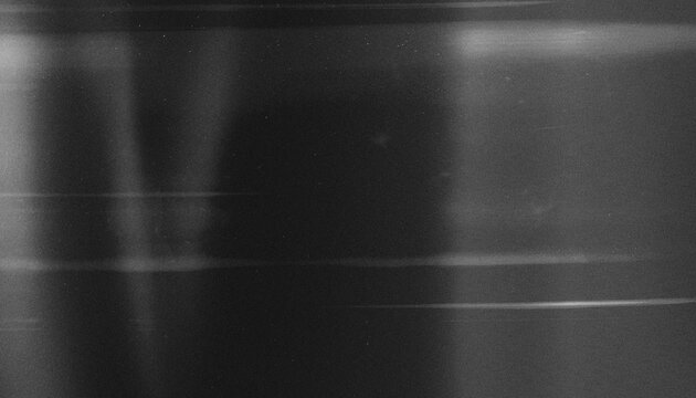 Effetto negativo analogico con graffi e polveri retr&ograve; in bianco e nero, simulazione di negativo di pellicola di vecchia macchina fotografica, film overlay con tumore e graffi