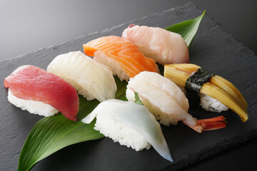 握り寿司　7貫セット