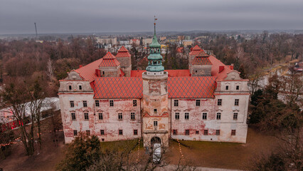 Zamek w Niemodlinie, widom z lotu ptaka © rozentuzjazmowany