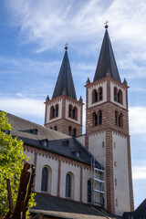 Fototapeta premium St. Kilian’s Cathedral (Würzburger Dom in Würzburg, Germany ), iconic Romanesque landmark with twin towers in the historic city center.
