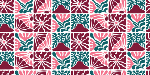 Seamless Floral Pattern with Pink and Burgundy Flowers © Mariana