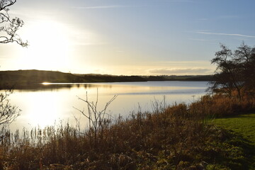 Obraz premium Sunset over loch