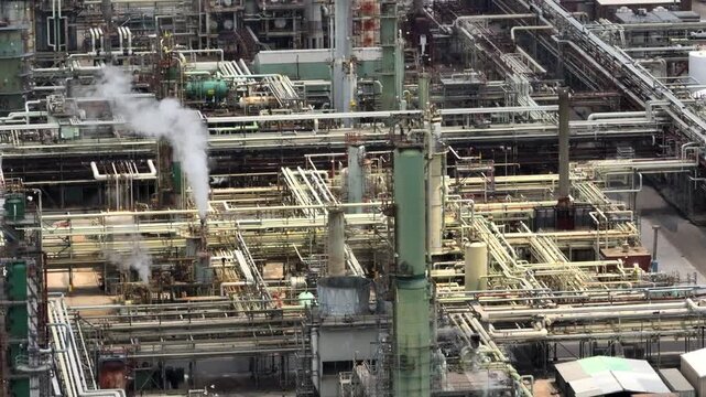 Oil and gas refineries in Baton Rouge, Louisiana emitting pollution harmful to the environment causing potential climate change from global warming