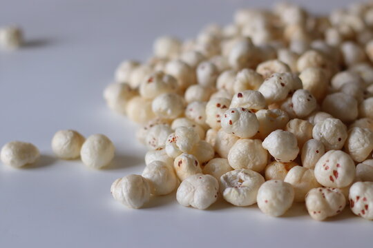 Makhana, Fox Nuts, Roasted water lily seeds Healthy Snack