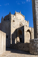 Obraz premium Imposing Chiesa Madre (Mother Church) and its Medieval Bell Tower in the Historic Village of Erice, Sicily