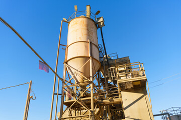 Industrial Concrete Silo and Batching Plant in Perris California