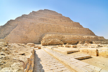 Obraz premium Pyramid of Djoser called the Step Pyramid of Djoser or Step Pyramid of Horus Netjerikhet in the Saqqara necropolis, Egypt
