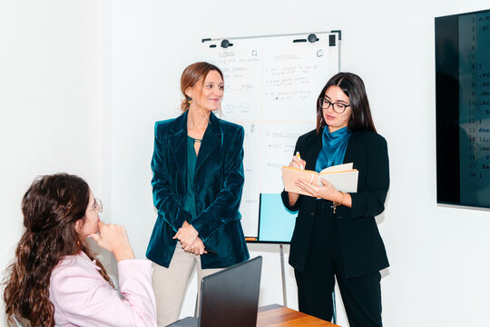 Businesswomen in a meeting at work