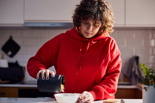 Preparing breakfast cereals