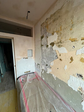Mid-Reno Bathroom