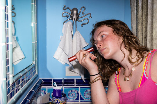 Pretty Teen Skin Care blush brush nose