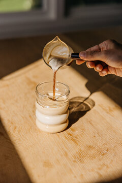 Making an Iced Latte